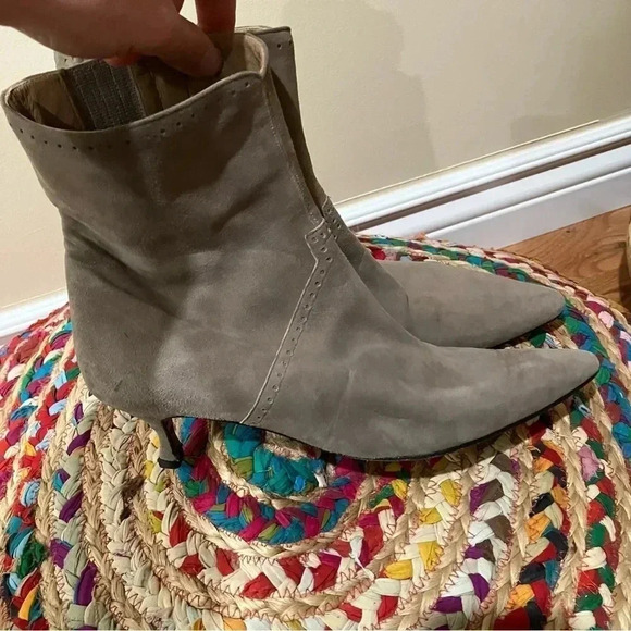 Warren Edwards  grey suede pointed toe kitten heel leopard soles ankle boots - Picture 9 of 10